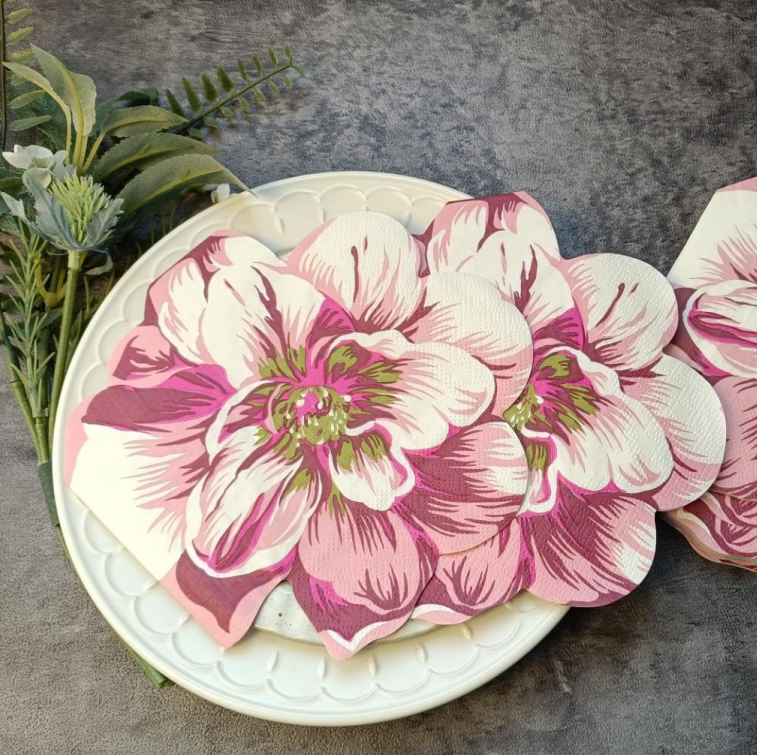 Dubbellaagse decoratieve vierkante servetten met roze en witte bloemen Dubbellaagse decoratieve vierkante servetten met roze en witte bloemen